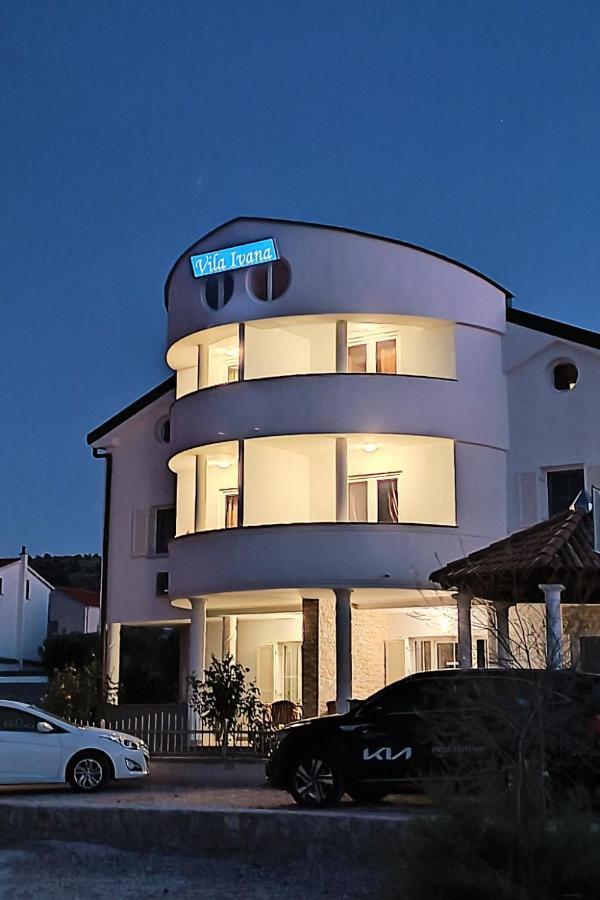 Apartment Ivana-4 By Interhome Raslina Exterior photo